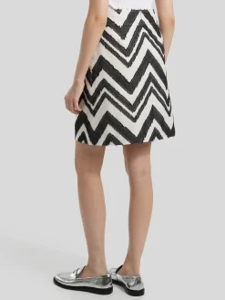 Minijupe mit Stickerei