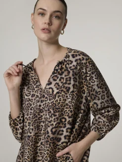 Minikleid im Leo Print