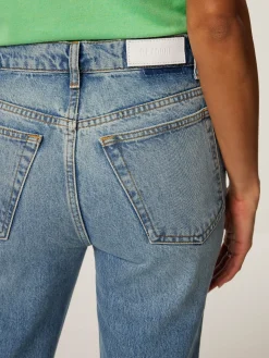 Mom Jeans im Straight Leg