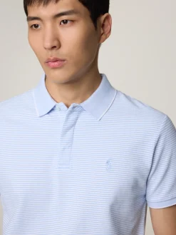 Poloshirt im Custom Fit