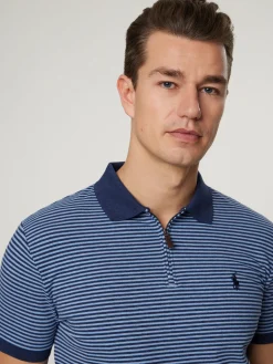 Poloshirt im Custom Fit