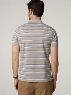 Poloshirt im Custom Fit