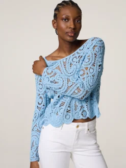 Pullover aus Häkelspitze