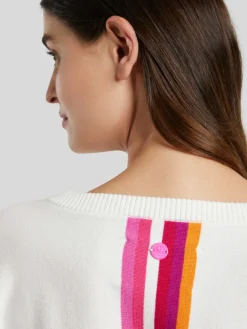 Pullover im Poncho-Stil