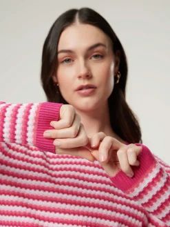 Pullover mit Streifen