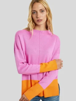 Pullover mit Streifen