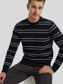 Pullover mit Streifen