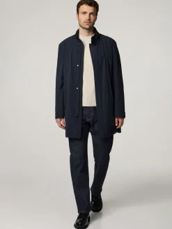 Regenmantel mit Kapuze