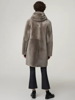 Reversibler Lammfellmantel