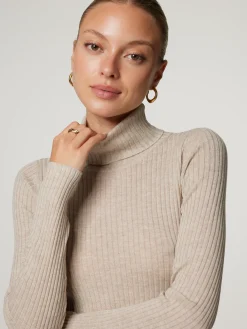 Rollkragenpullover aus Wolle