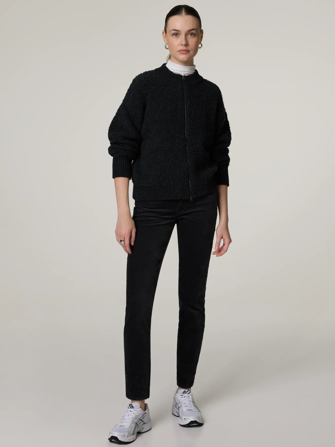 Samthose im Slim Fit LULEA