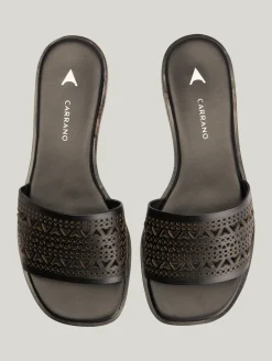 Sandale mit Lochleder