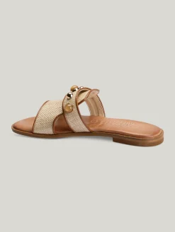 Sandalen mit Steinen