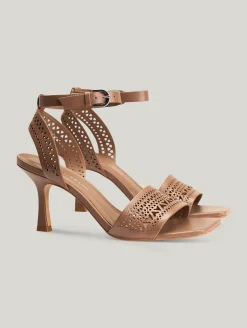 Sandalette aus Lochleder