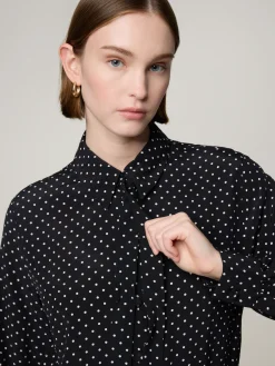 Schluppenbluse im Regular Fit