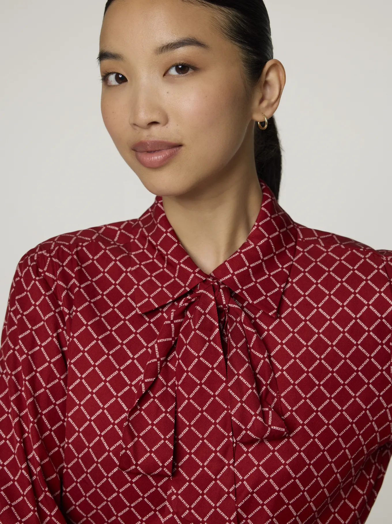 Schluppenbluse mit Print