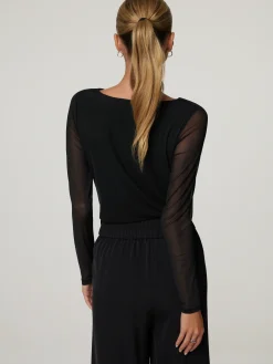 Shirt mit drapiertem Ausschnitt