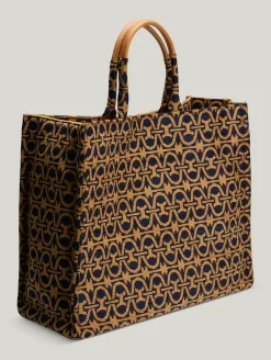 Shopper NEVER WITHOUT