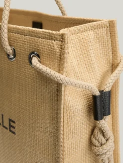 Shopper NEVER WITHOUT