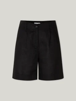 Shorts aus Leinen
