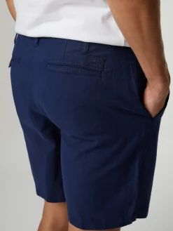 Shorts mit Leinen im Custom Fit