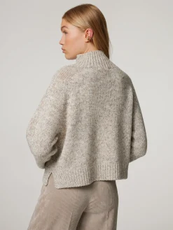 Stehkragenpullover aus Wolle