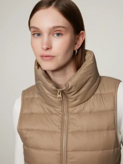 Steppweste mit Stehkragen