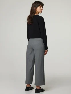 Stoffhose mit weitem Bein