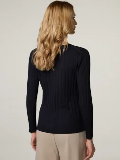 Strickjacke mit Rippen