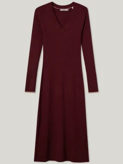 Strickkleid mit Rippen