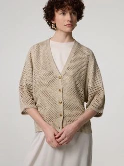 Strickshirt aus Lochstickereien