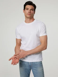 T-Shirt im Custom Fit