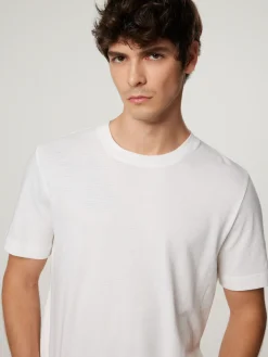 T-Shirt im Regular Fit