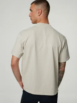 T-Shirt im Regular Fit DYE