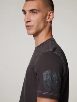 T-Shirt im Slim Fit ADJUST