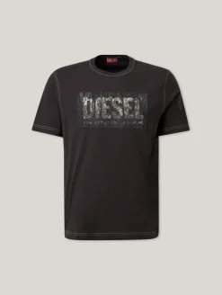 T-Shirt im Slim Fit ADJUST