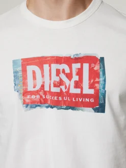 T-Shirt im Slim Fit ADJUST