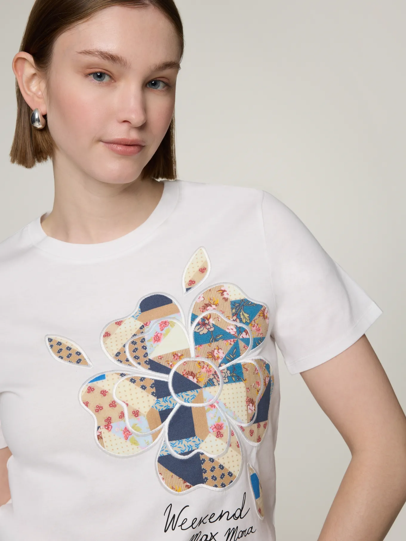 T-Shirt mit Aufnäher VELLO