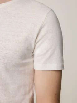 T-Shirt mit Leinen