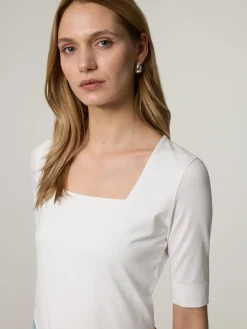 T-Shirt mit quadratischem Ausschnitt