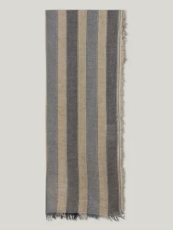 Tuch mit Streifen